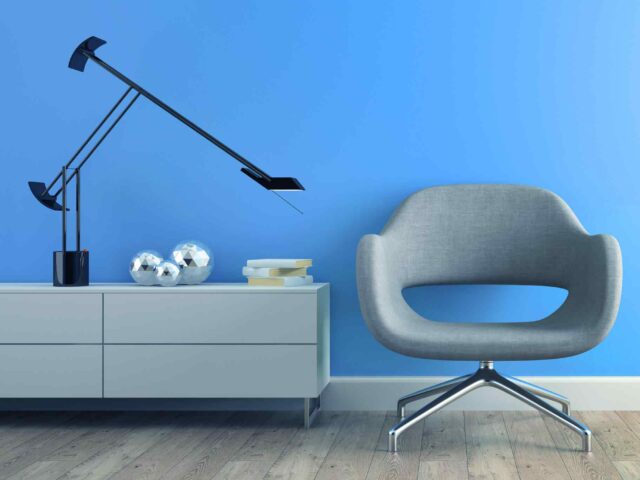 https://northcorp.ae/wp-content/uploads/2017/05/image-chair-blue-wall-640x480.jpg