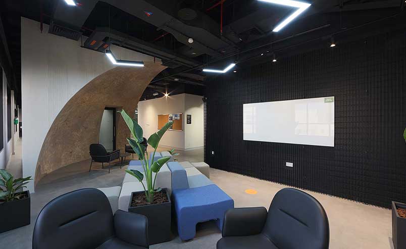 https://northcorp.ae/wp-content/uploads/2025/05/amz.jpg
