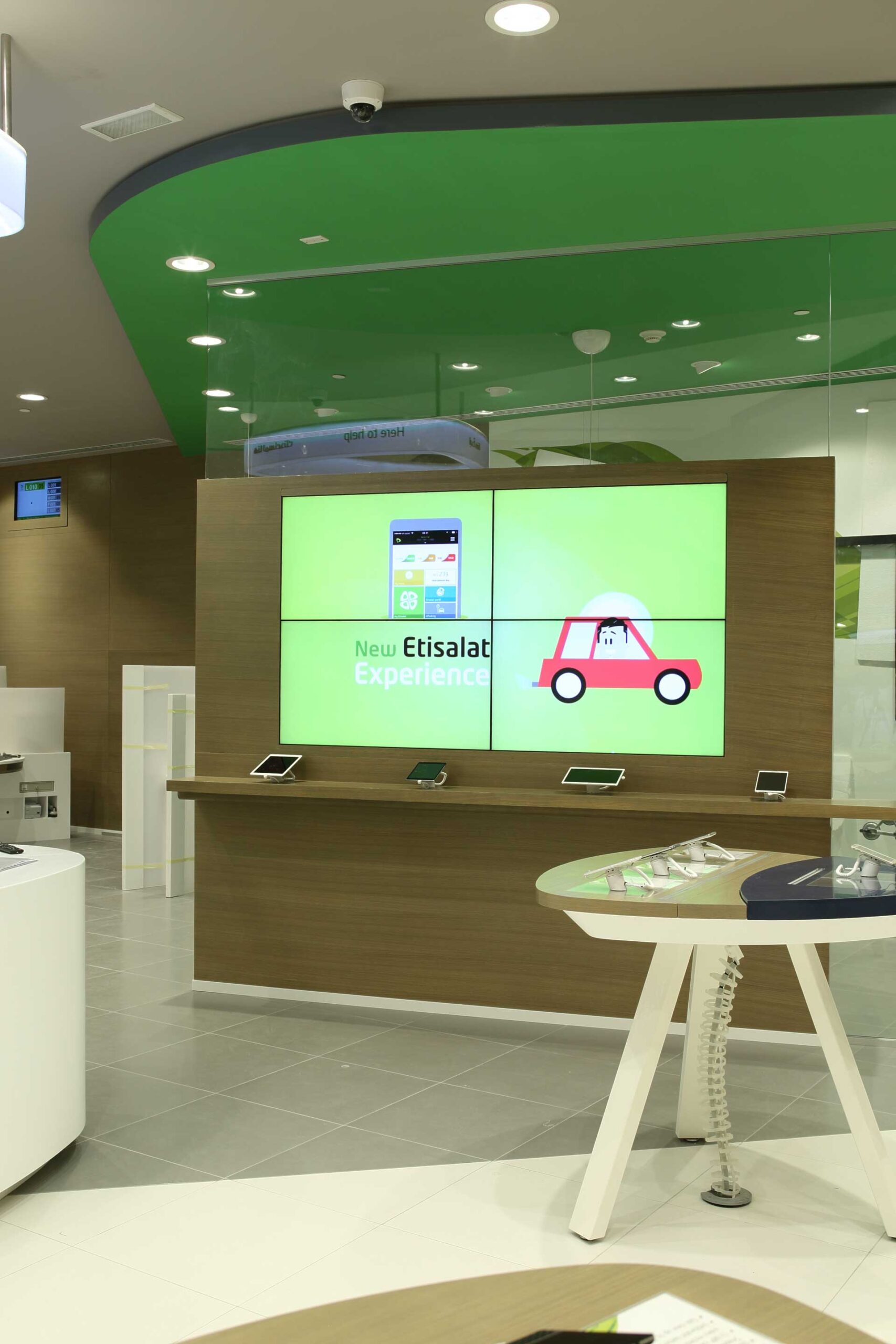 Etisalat-Yas-Mall0004